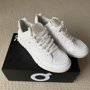 ON Women Sneakers